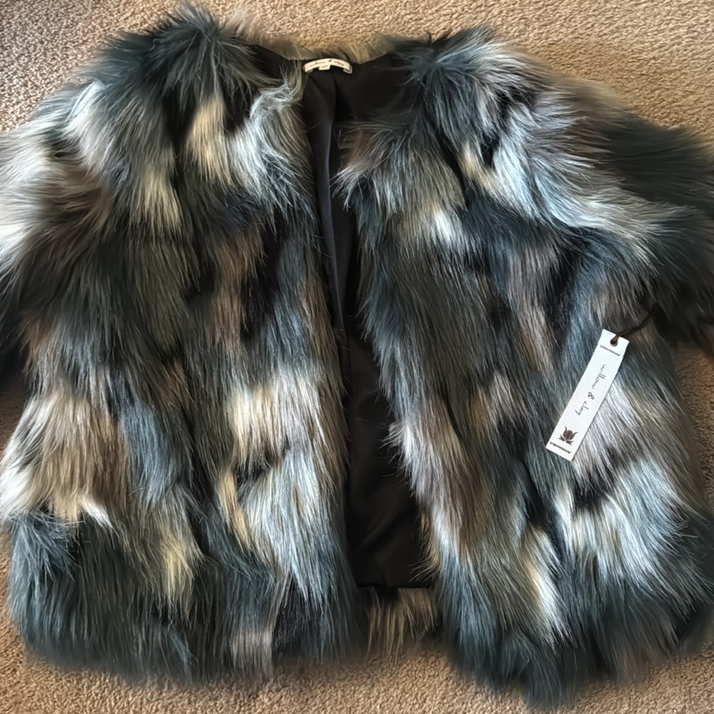 Women’s blue grey faux fur jacket - Picture 5 of 6